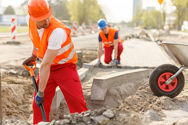 Best Concrete Sidewalk Installation  in Holt, MI